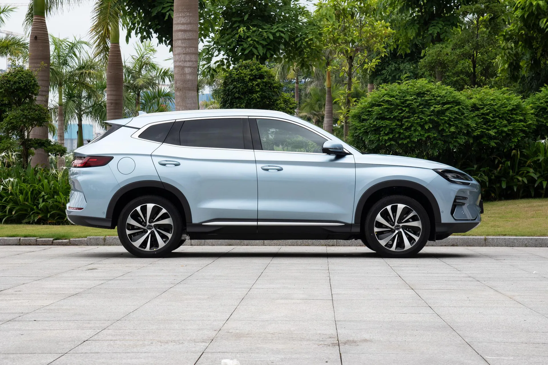  Song Plus EV Champion 605 KM Flagship PLUS