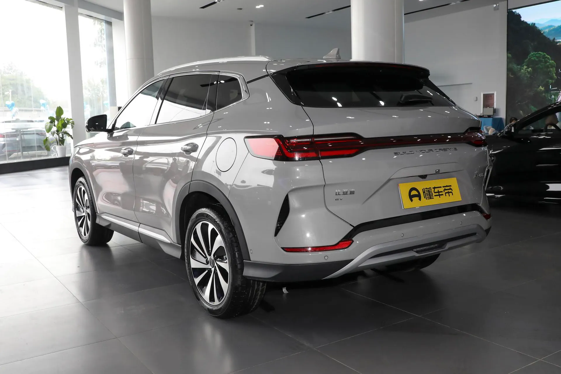  Song Plus EV Champion 605 KM Flagship PLUS