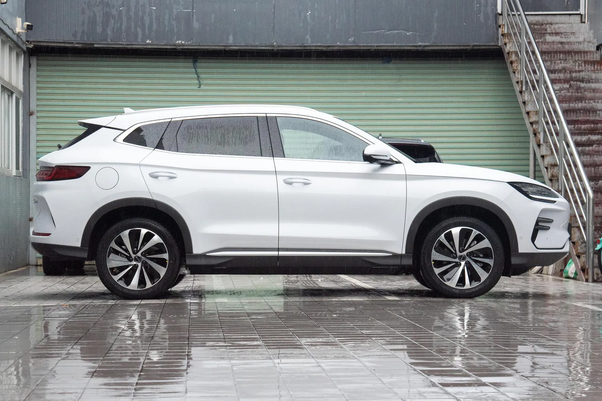  Song Plus EV Champion 605 KM Flagship PLUS