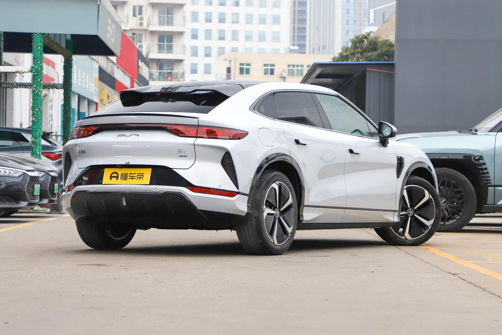  Song L Smart Driving 662 KM Beyond