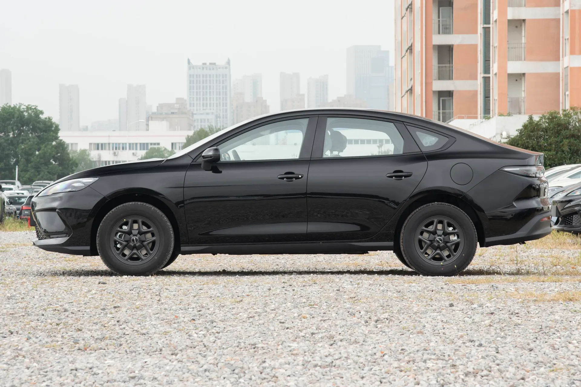  Seal 05 DM-i 128 KM Luxury