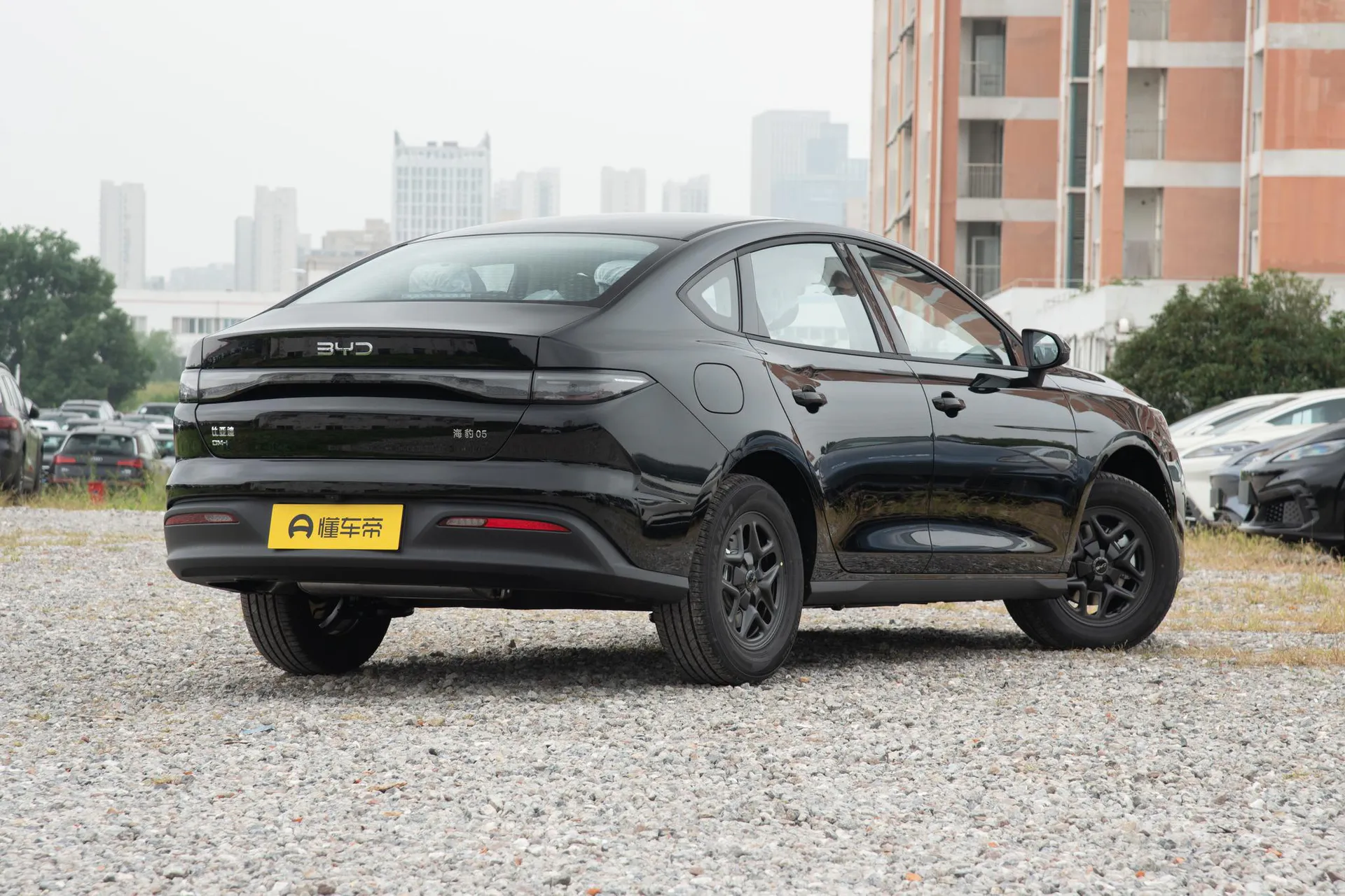  Seal 05 DM-i 128 KM Luxury