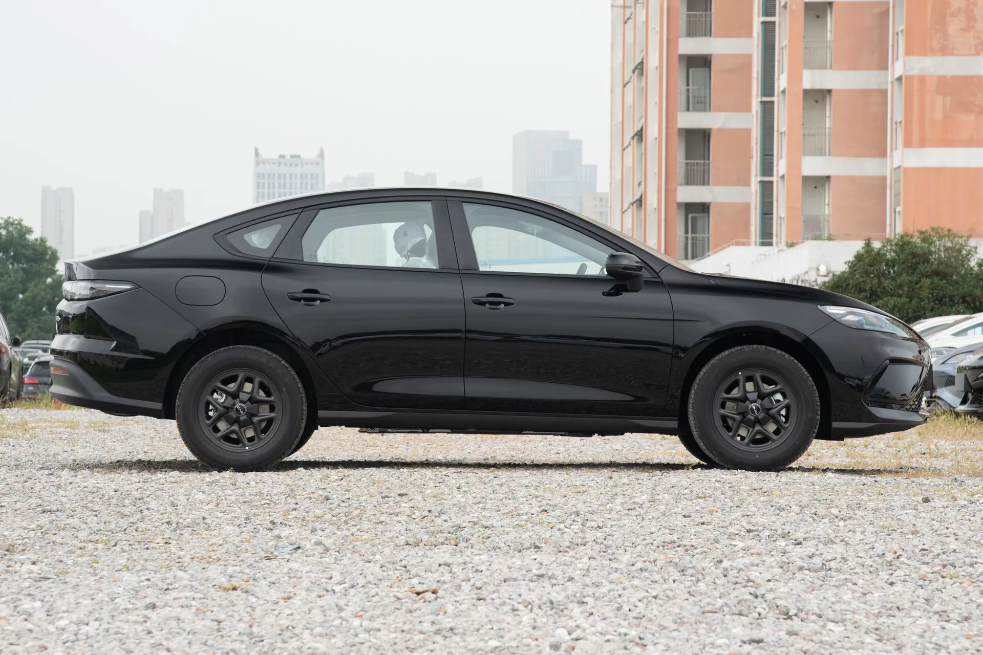  Seal 05 DM-i 128 KM Luxury