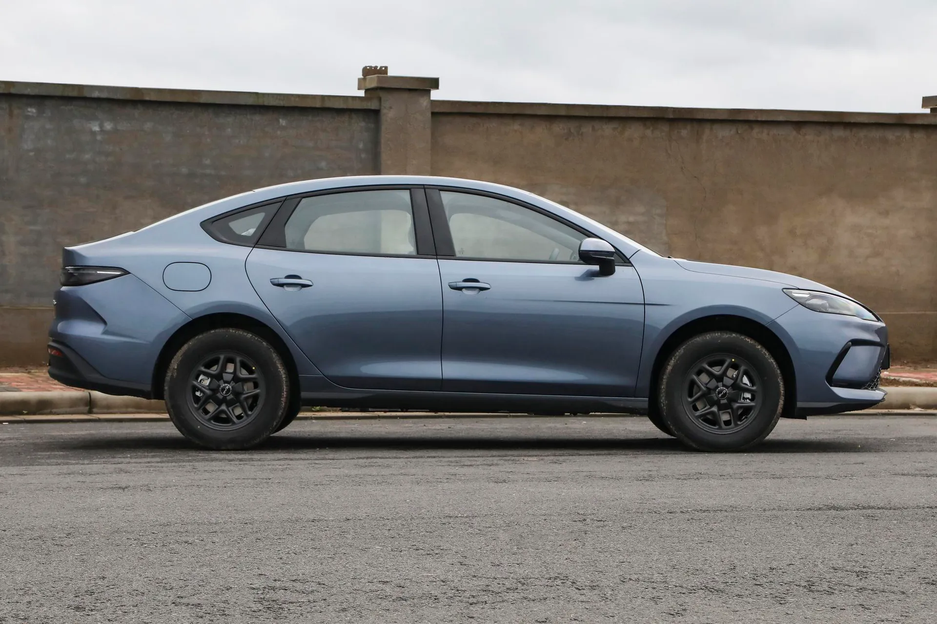  Seal 05 DM-i 128 KM Luxury