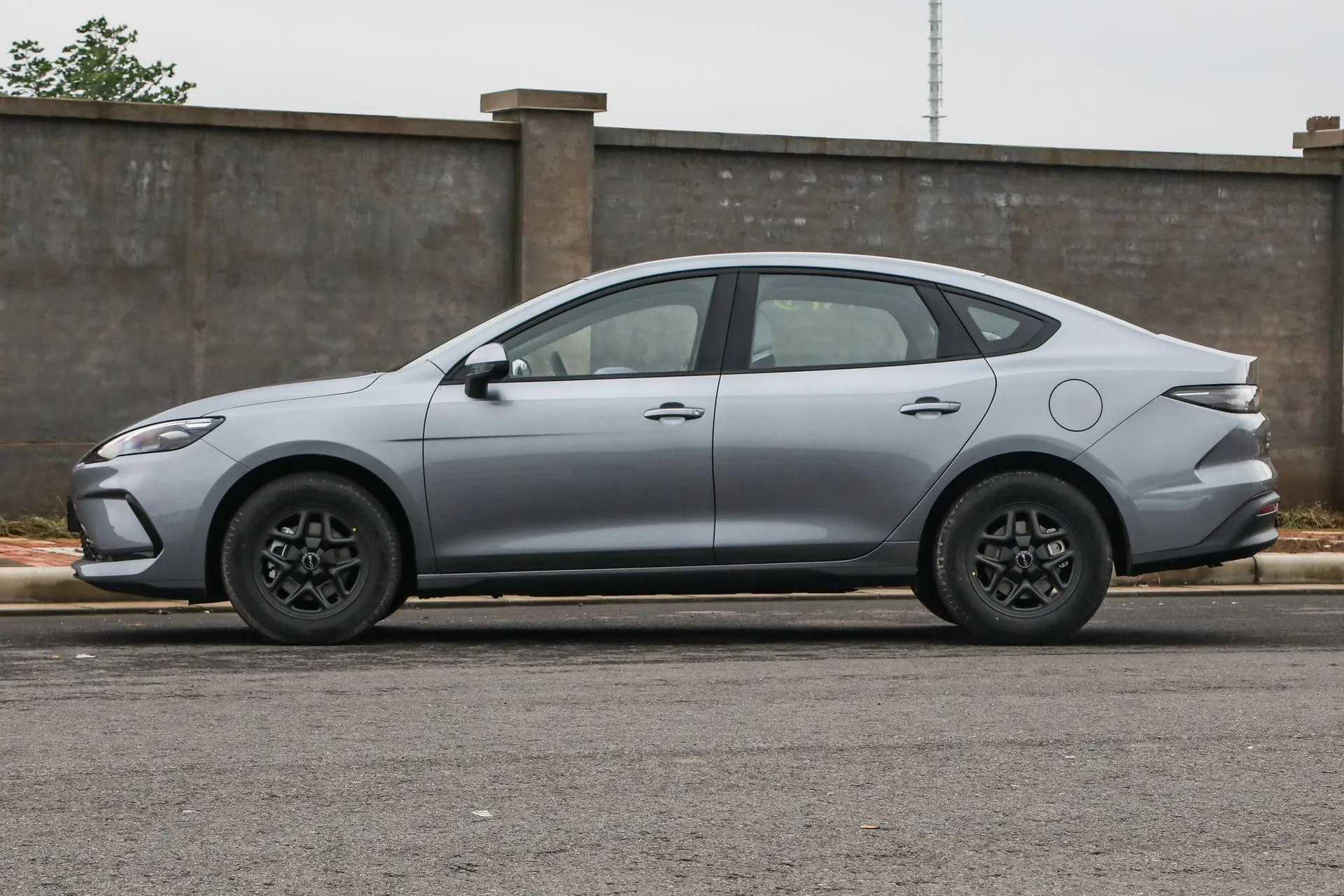  Seal 05 DM-i 128 KM Luxury