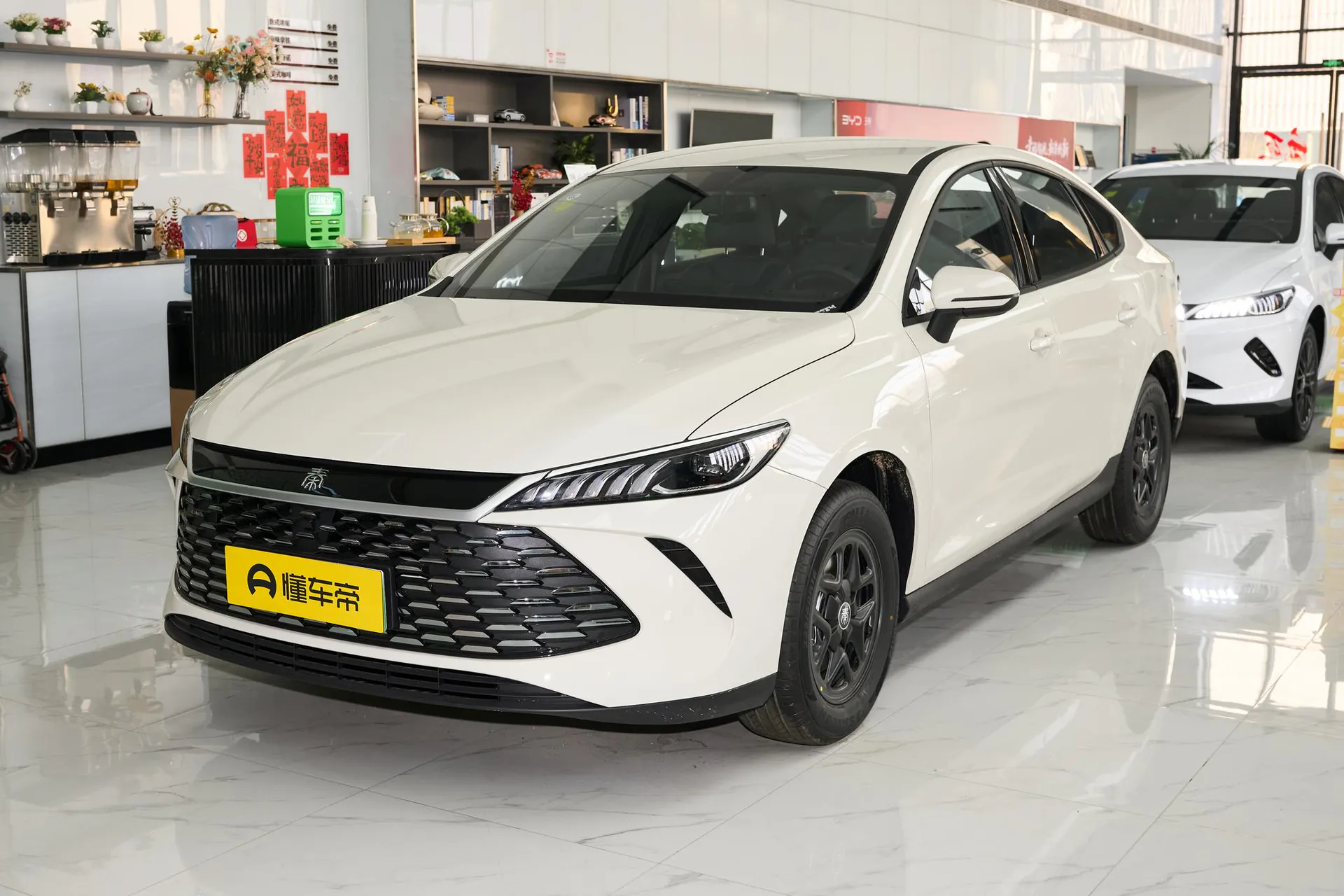  Qin Plus DM-i 128 KM Progressive