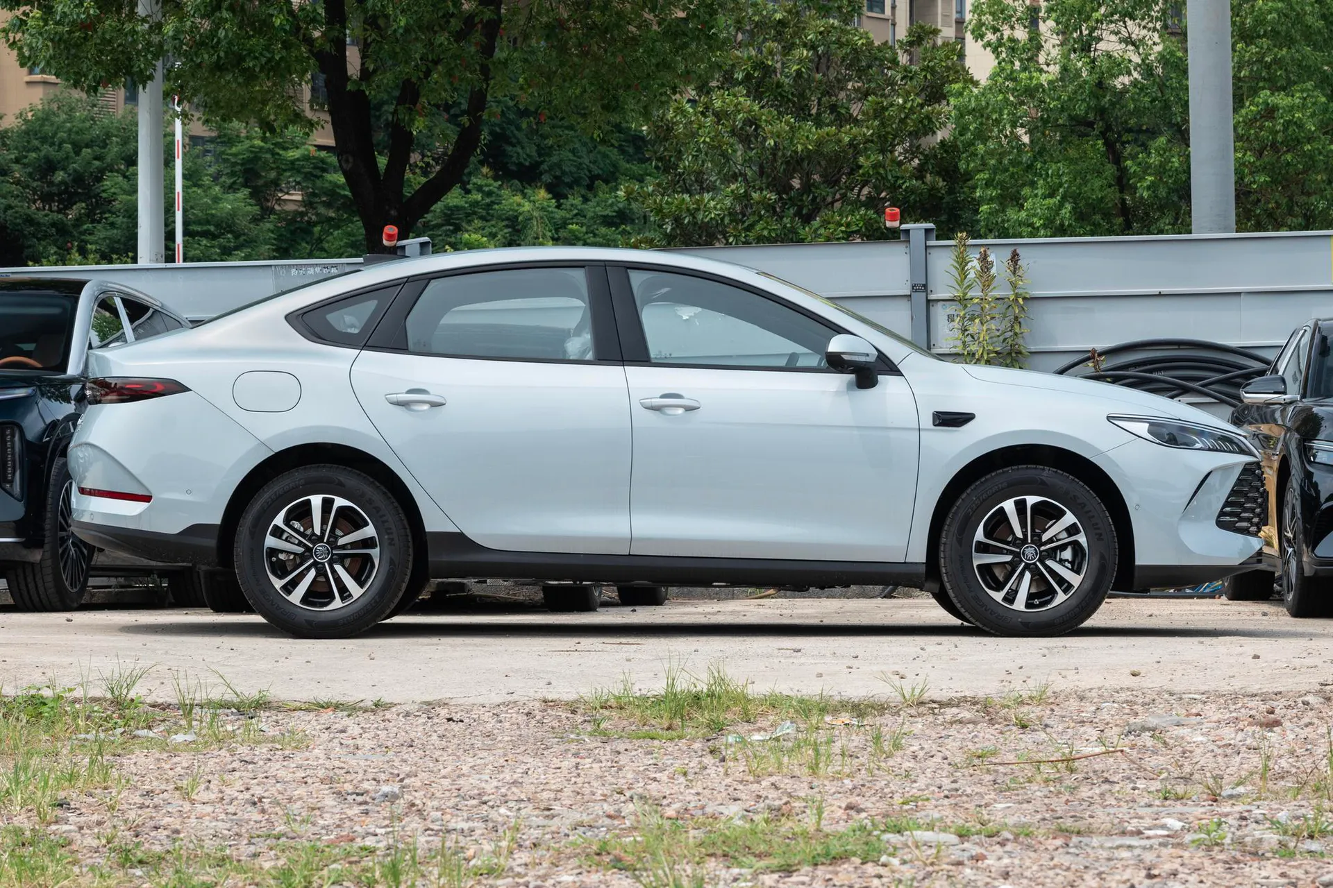  Qin Plus DM-i 210 KM Transcend