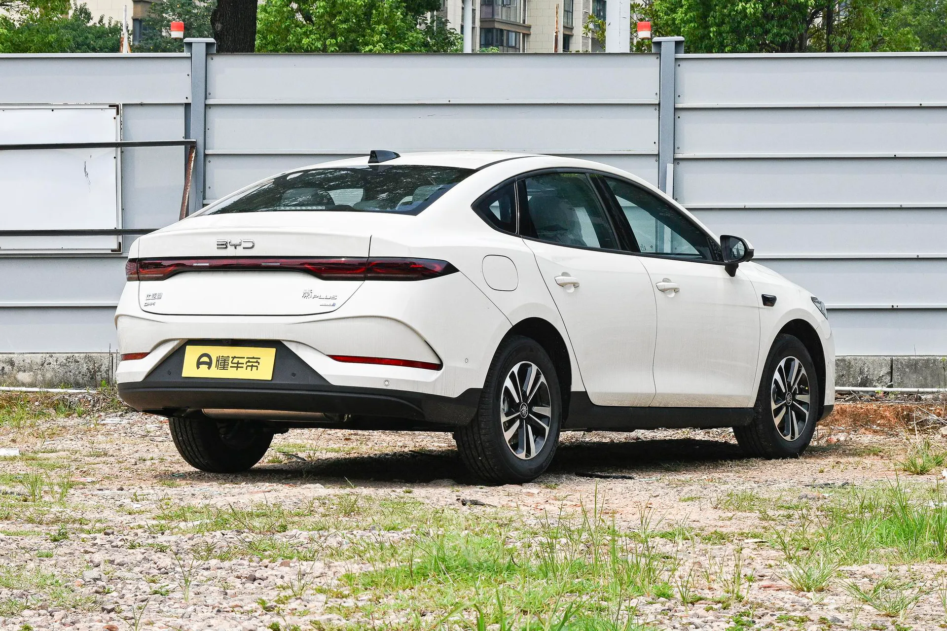  Qin Plus DM-i 210 KM Transcend