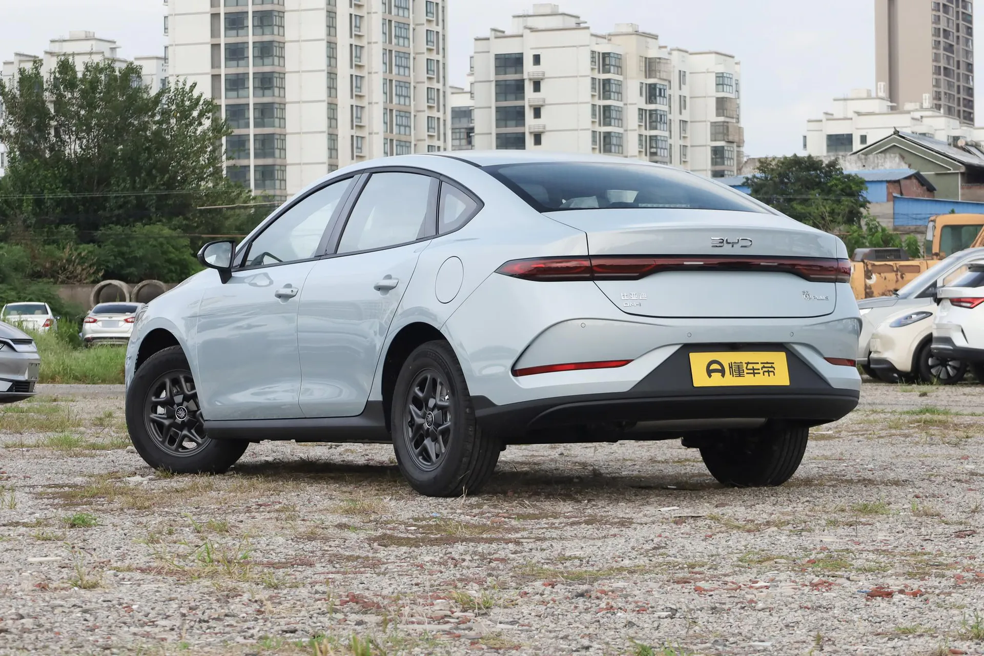  Qin Plus DM Smart Driving DM-i 128 KM Progressive