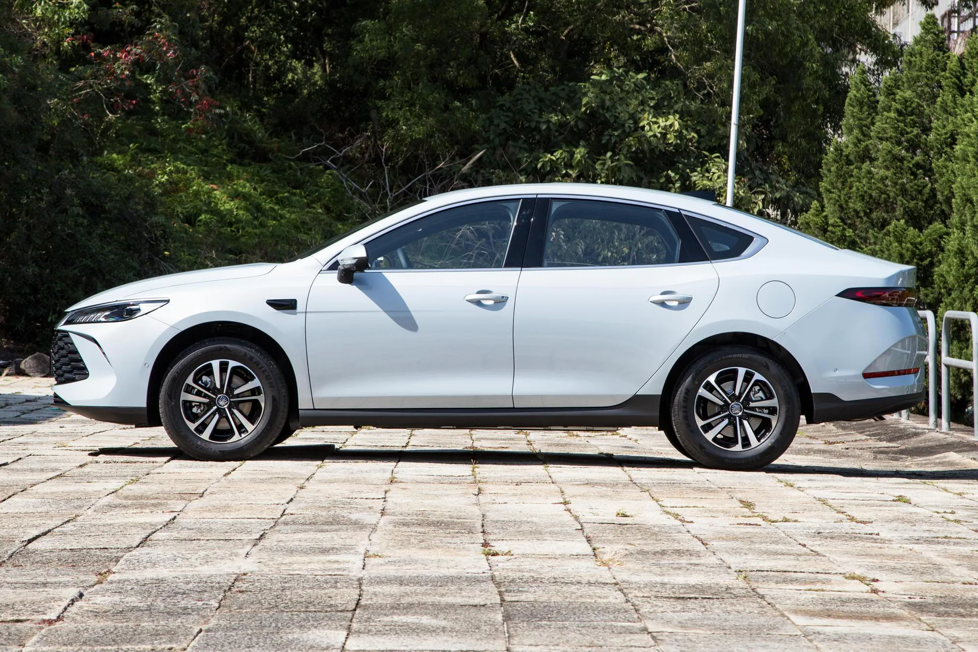  Qin Plus DM Smart Driving DM-i 120 KM Transcend
