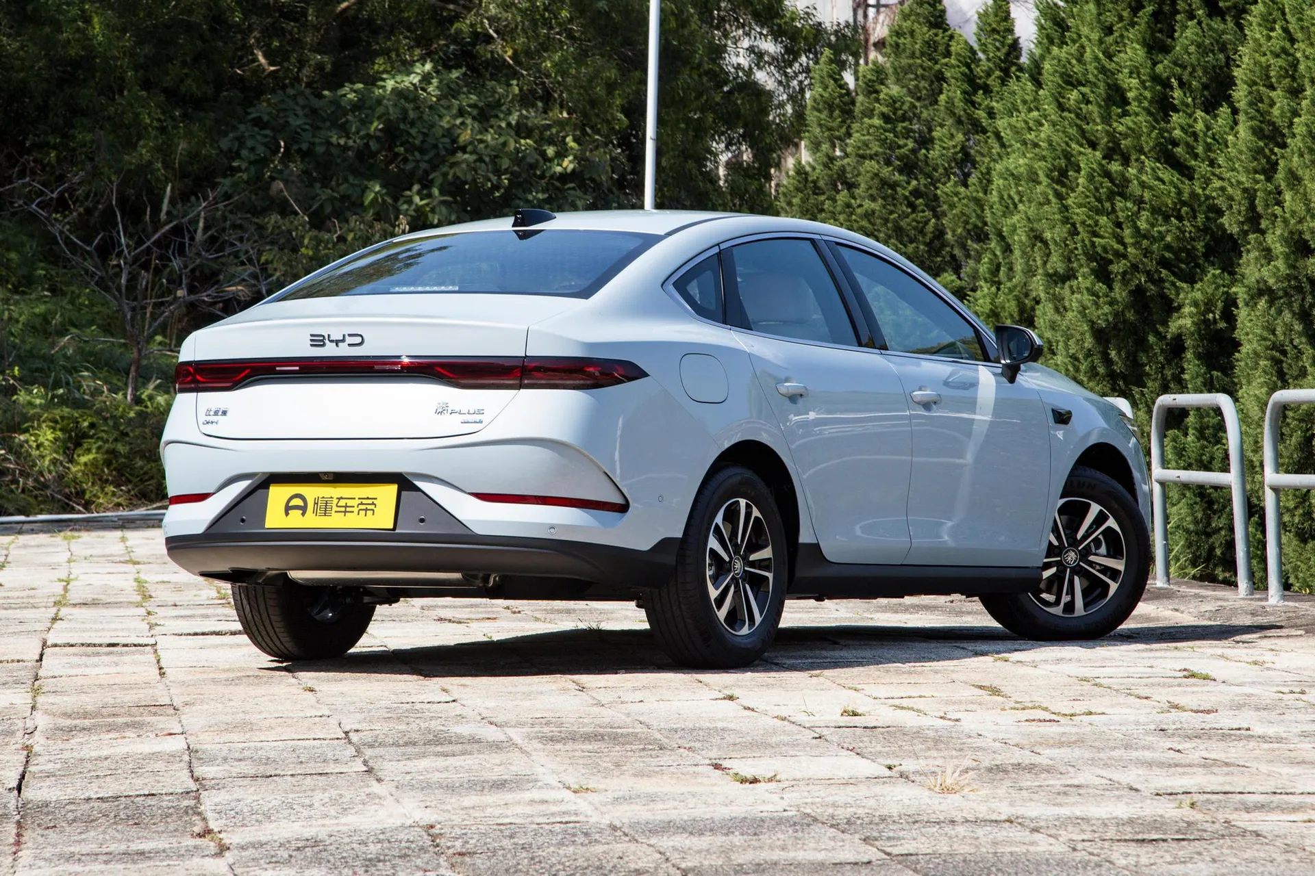  Qin Plus DM Smart Driving DM-i 120 KM Transcend