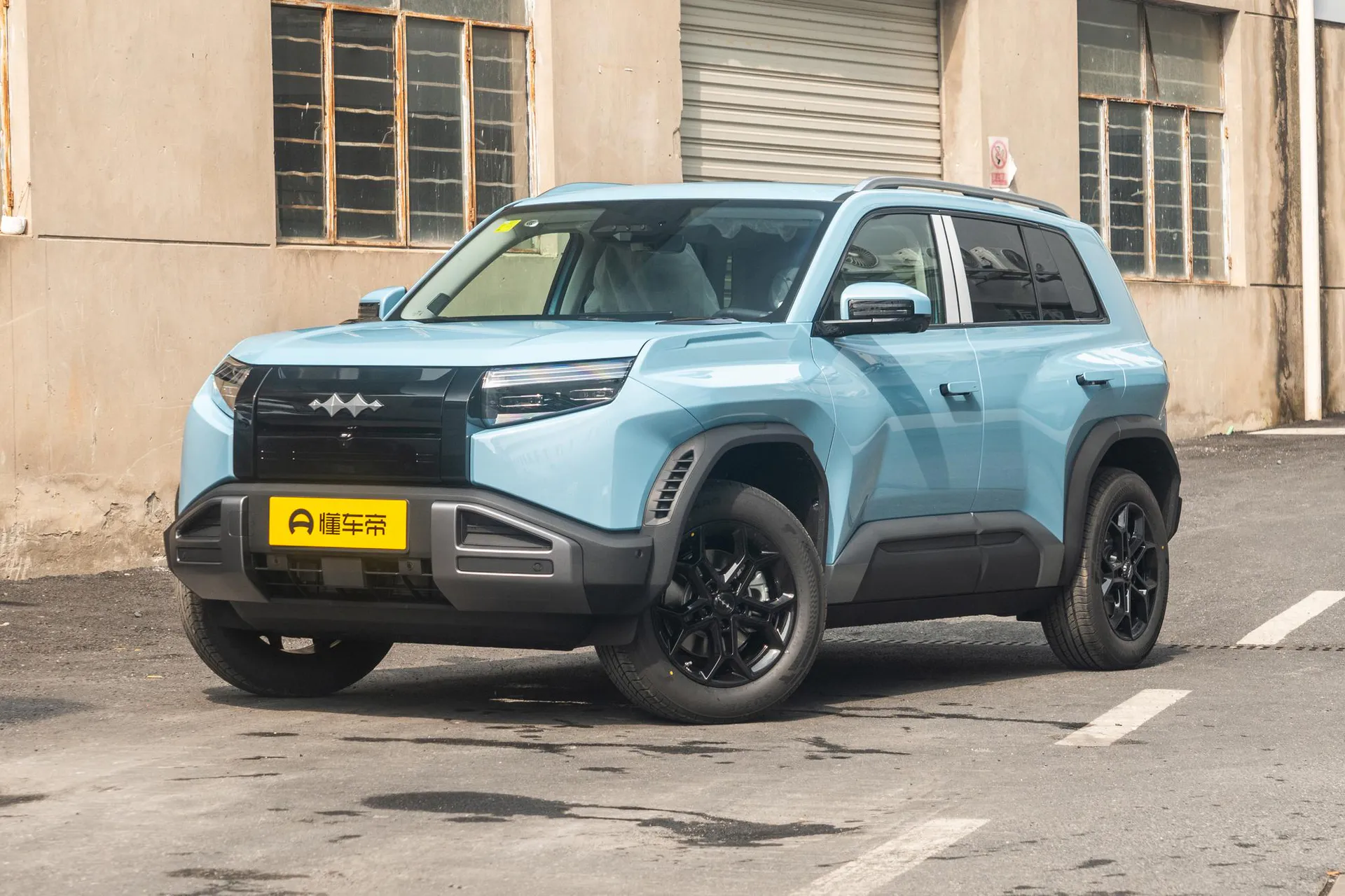  Titanium 3 501 KM RWD Ultra