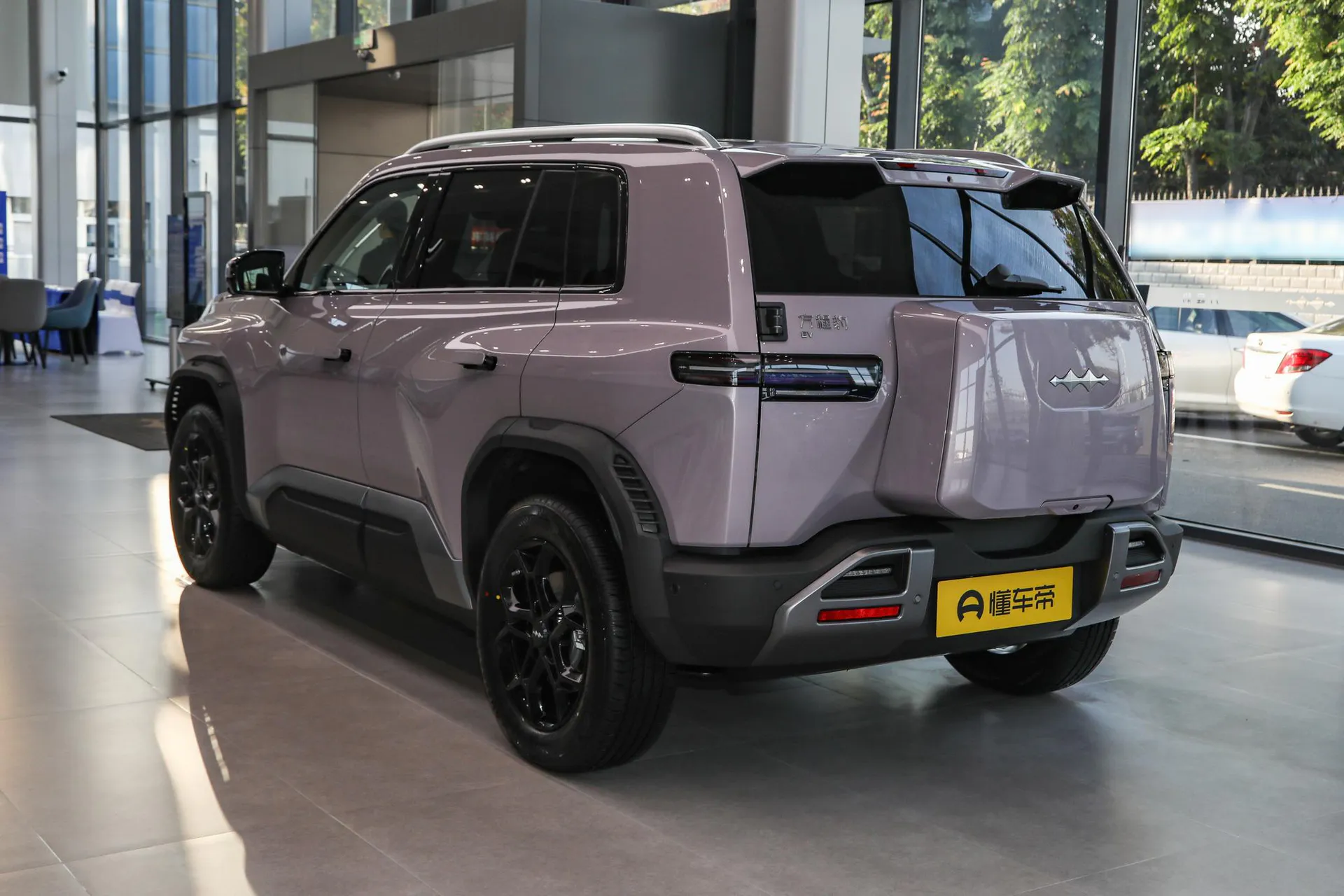  Titanium 3 501 KM RWD Ultra