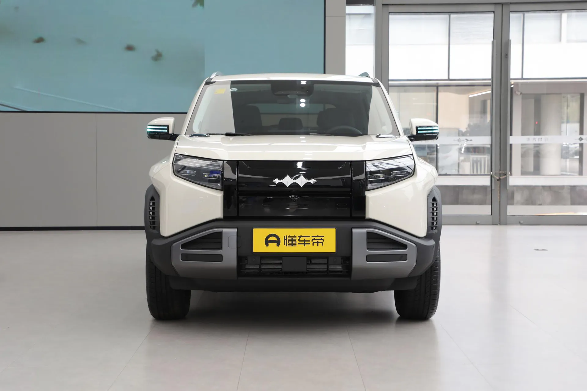  Titanium 3 501 KM RWD Ultra