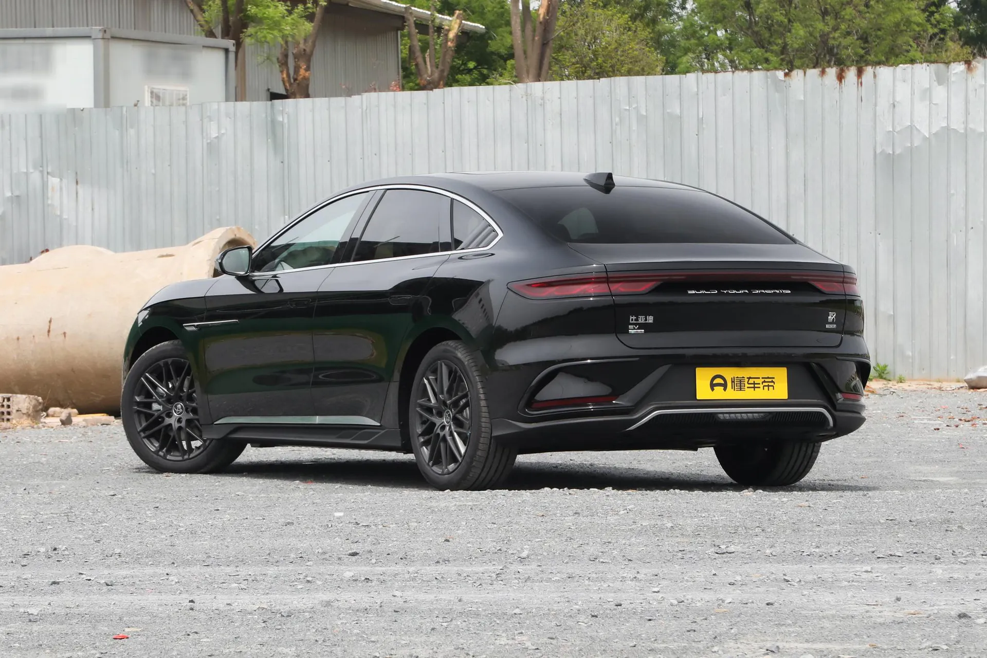  Han EV 705 KM Flash Charge Premium