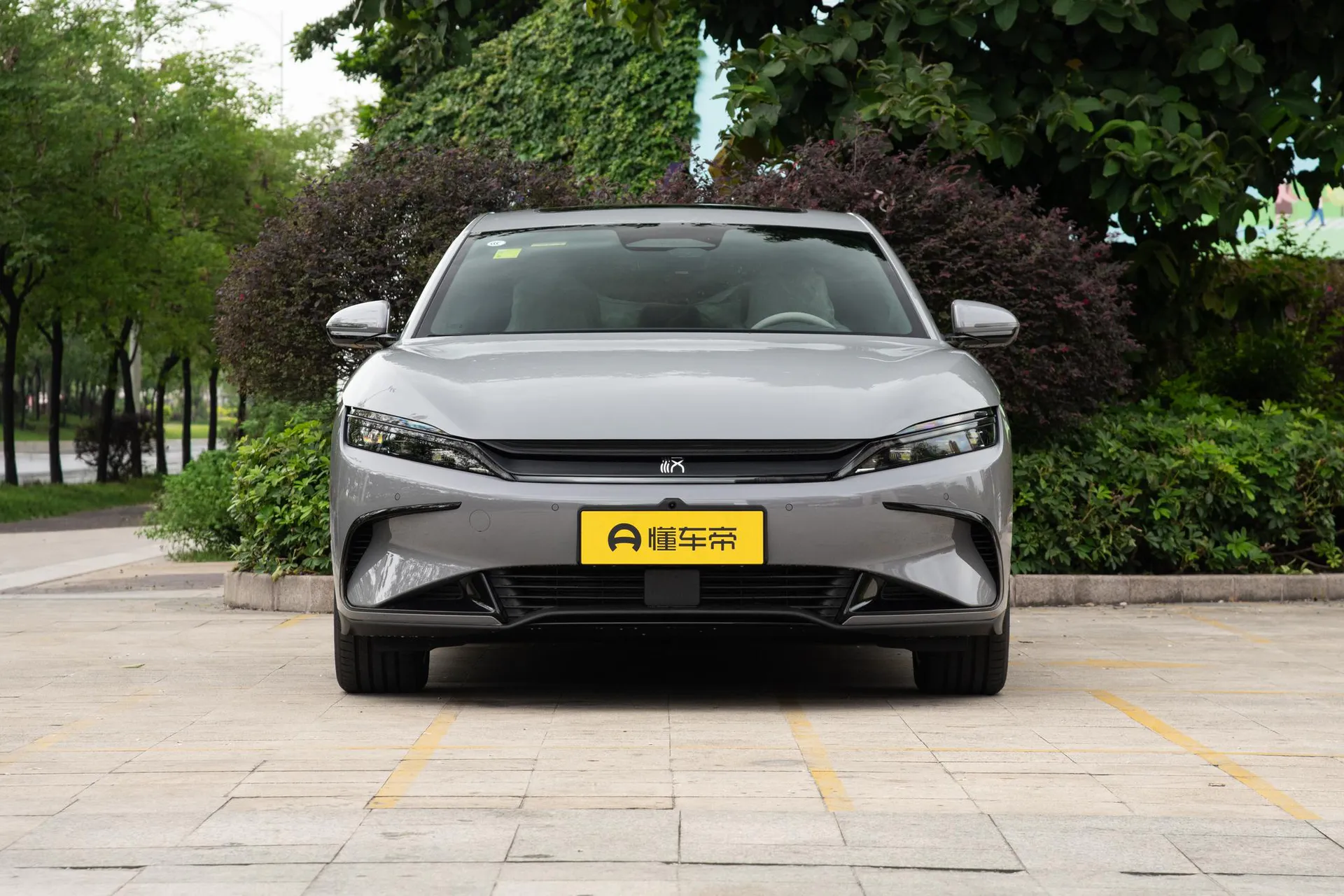  Han EV 705 KM Flash Charge Premium
