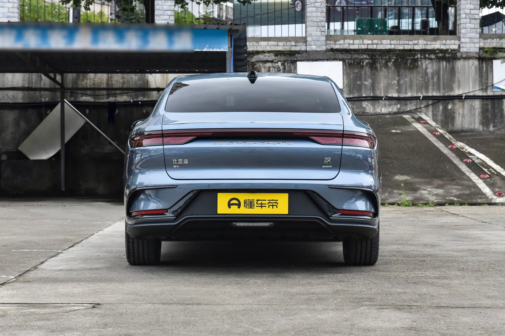  Han EV Long Range Smart Driving 635 KM Flagship