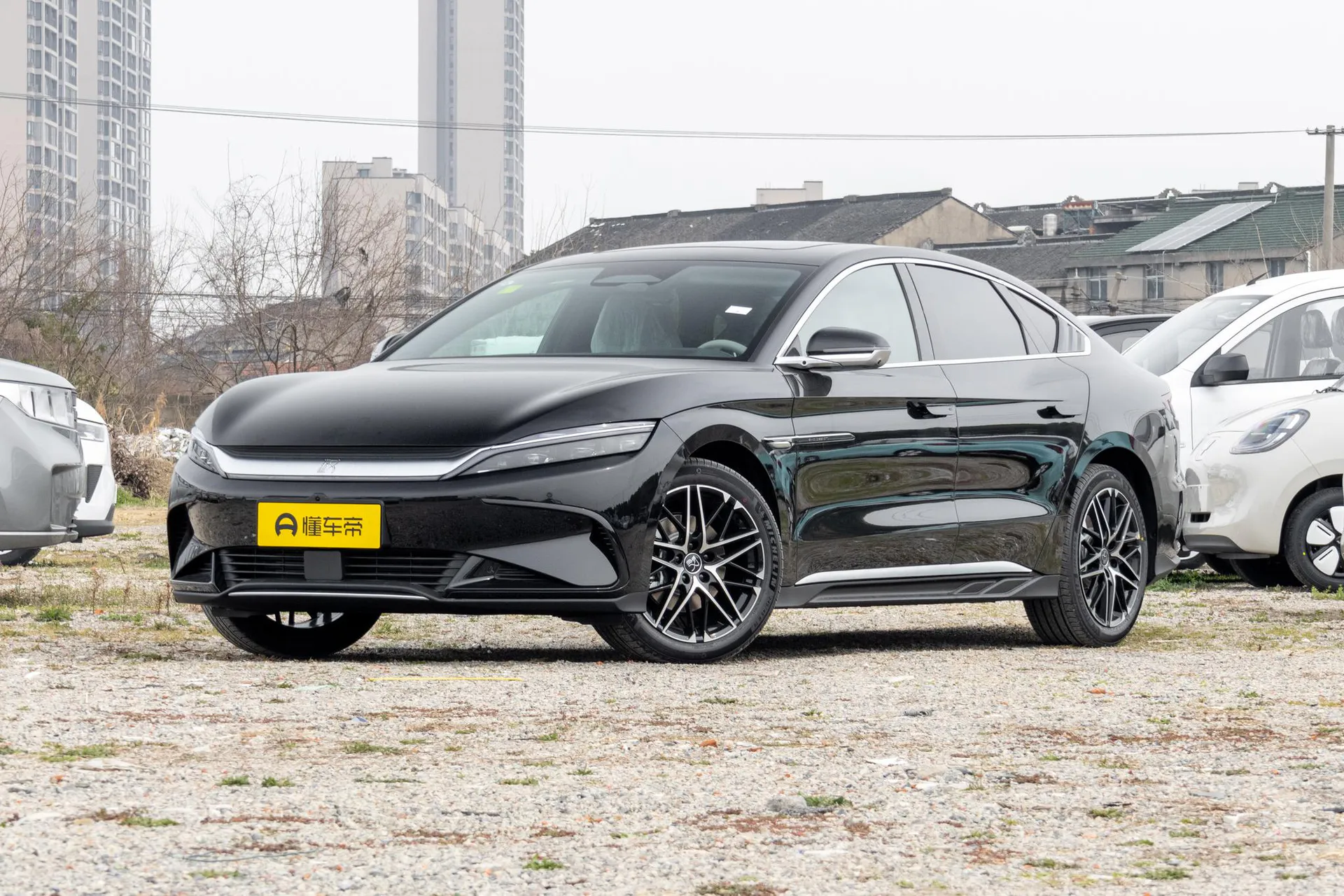  Han EV Smart Driving 701 KM Honor