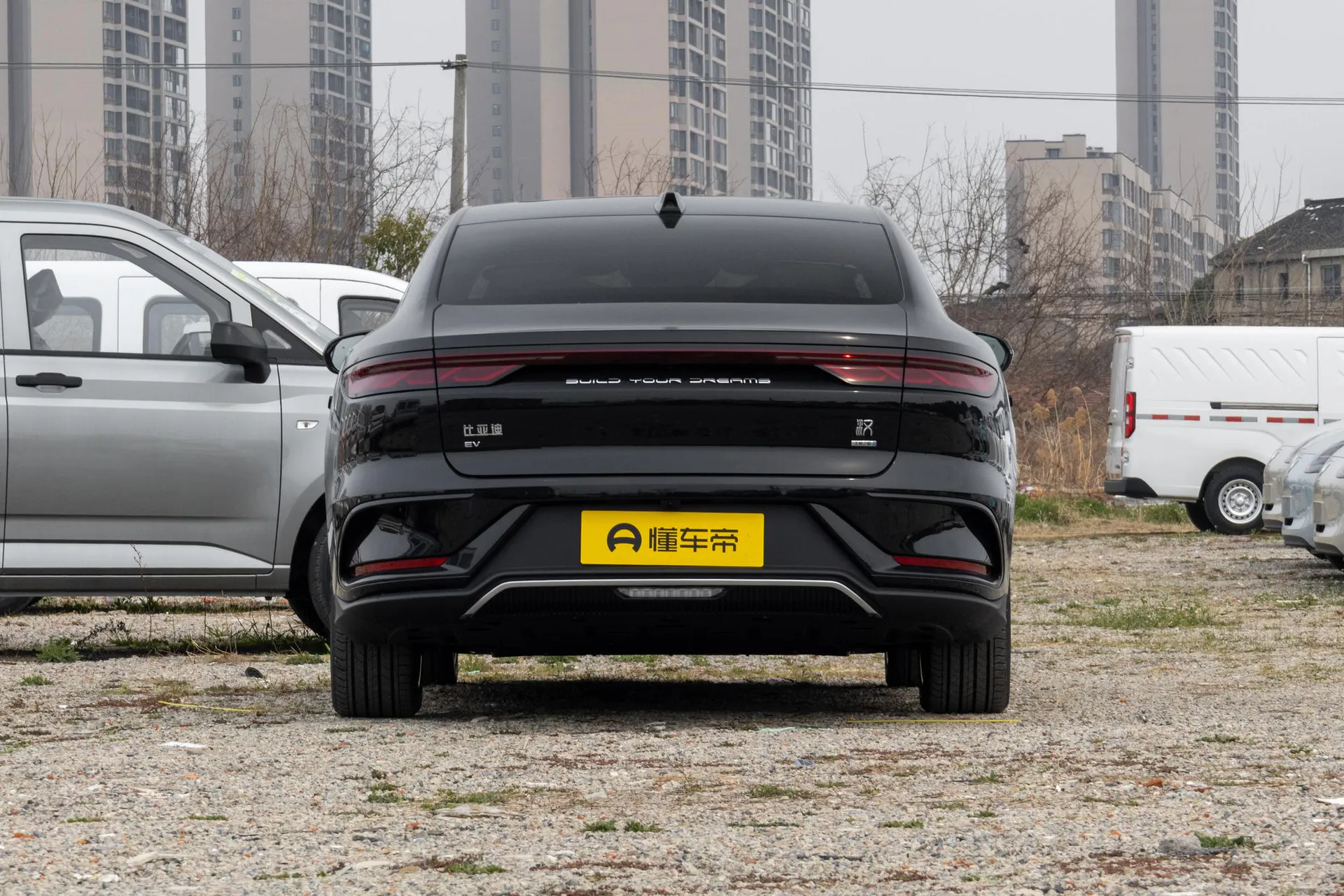  Han EV Smart Driving 701 KM Honor