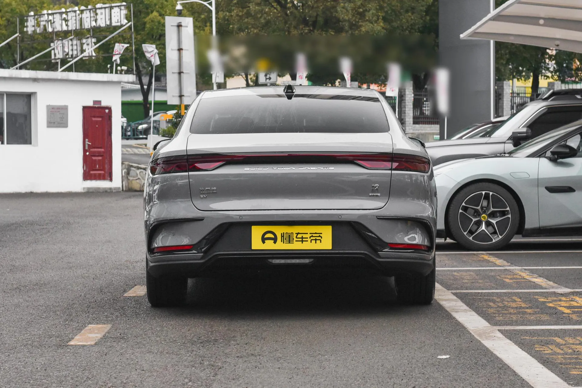  Han EV Smart Driving 701 KM Honor