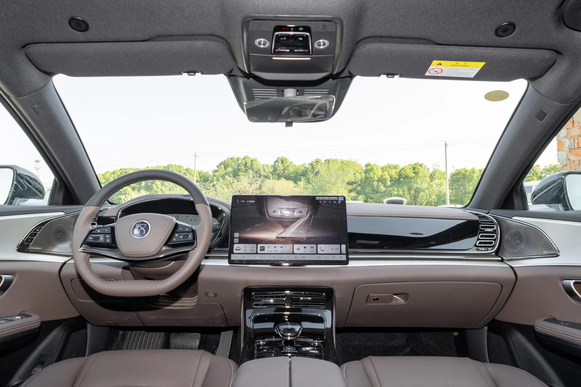  Han EV Smart Driving 605 KM Pilot