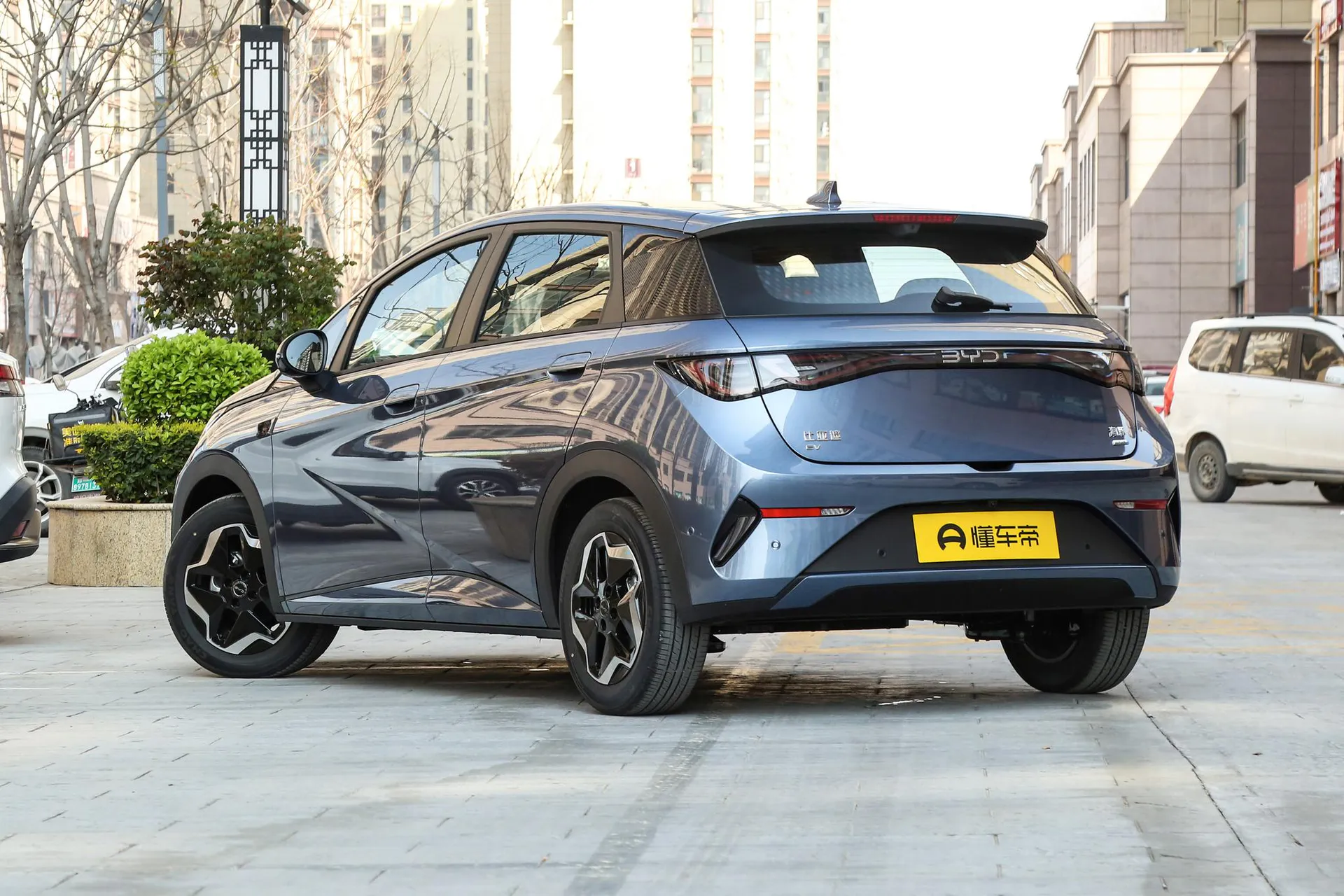  Dolphin Smart Driving 420 KM Freedom