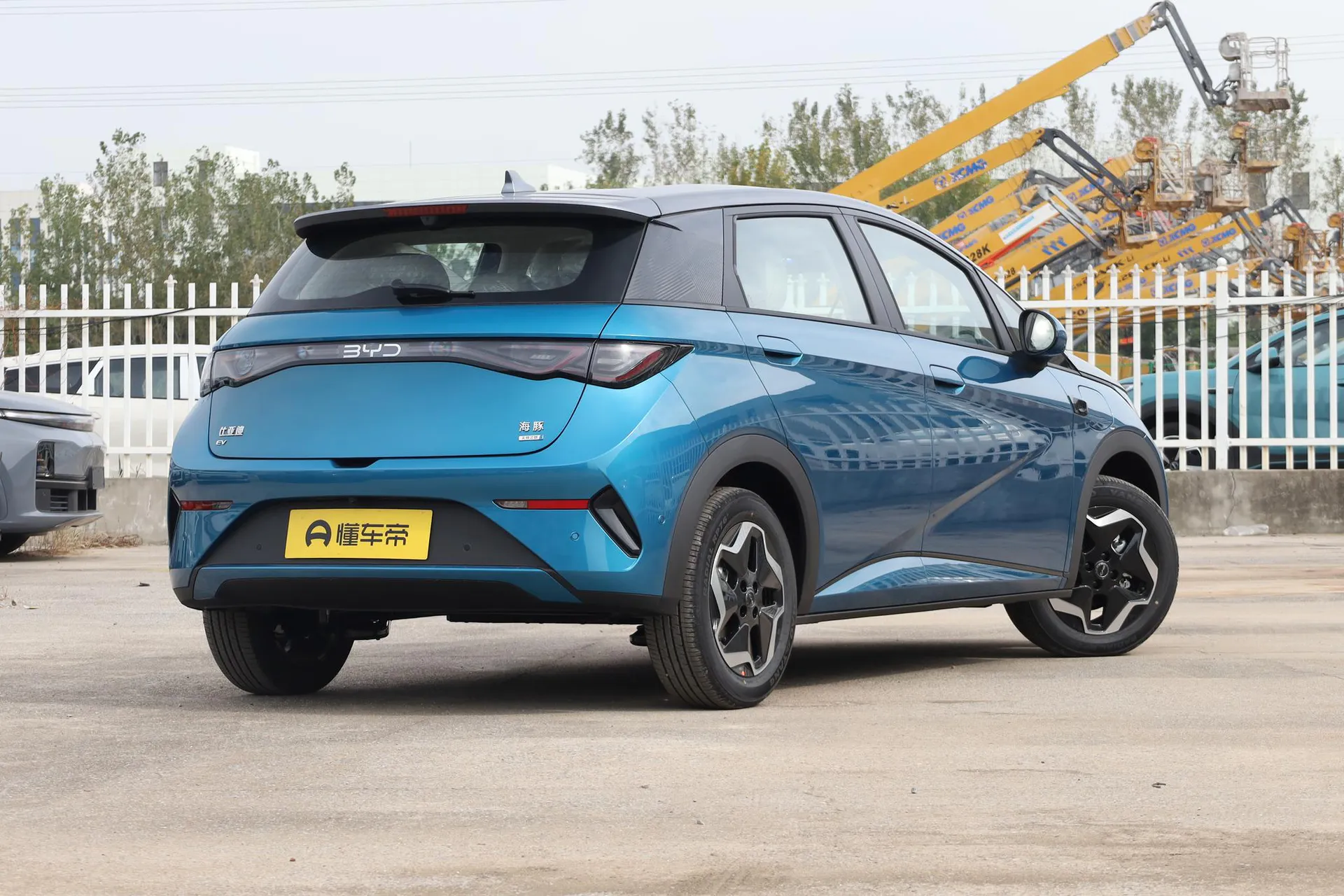  Dolphin Smart Driving 420 KM Freedom