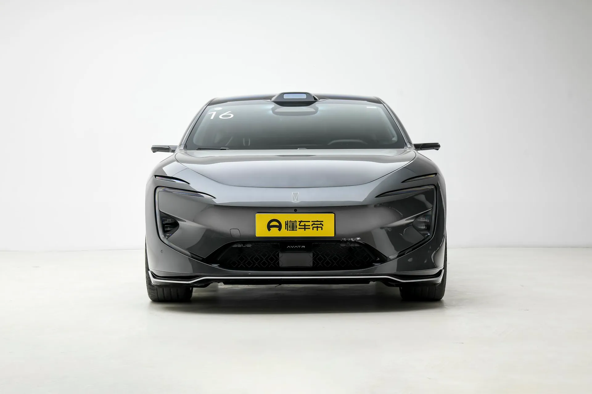  12 Max Dual-Motor RWD