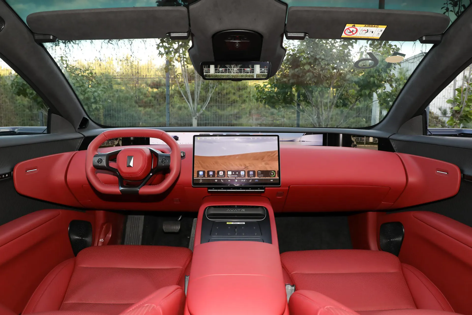 12 Master AWD Pure EV