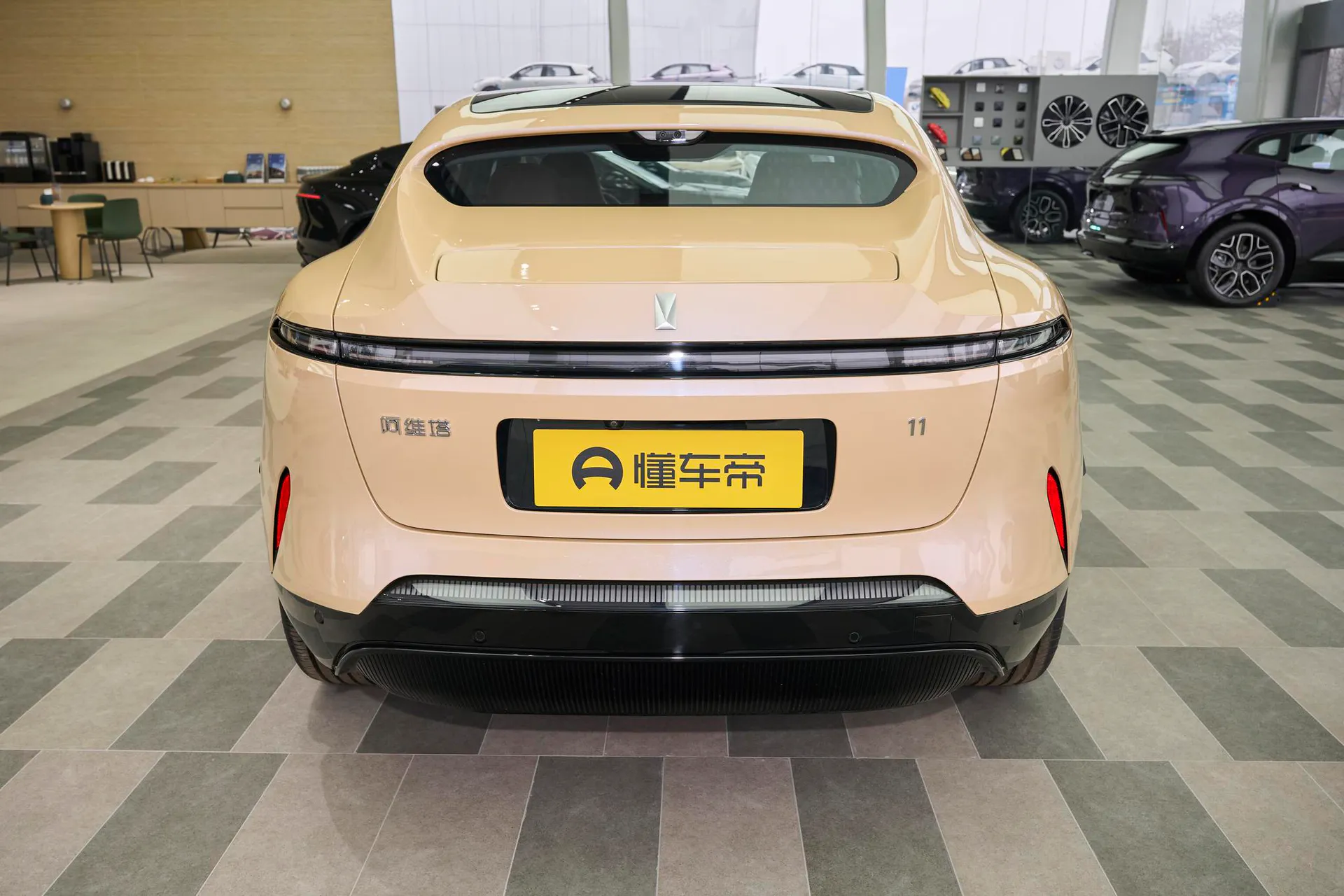  11 Facelift Max RWD