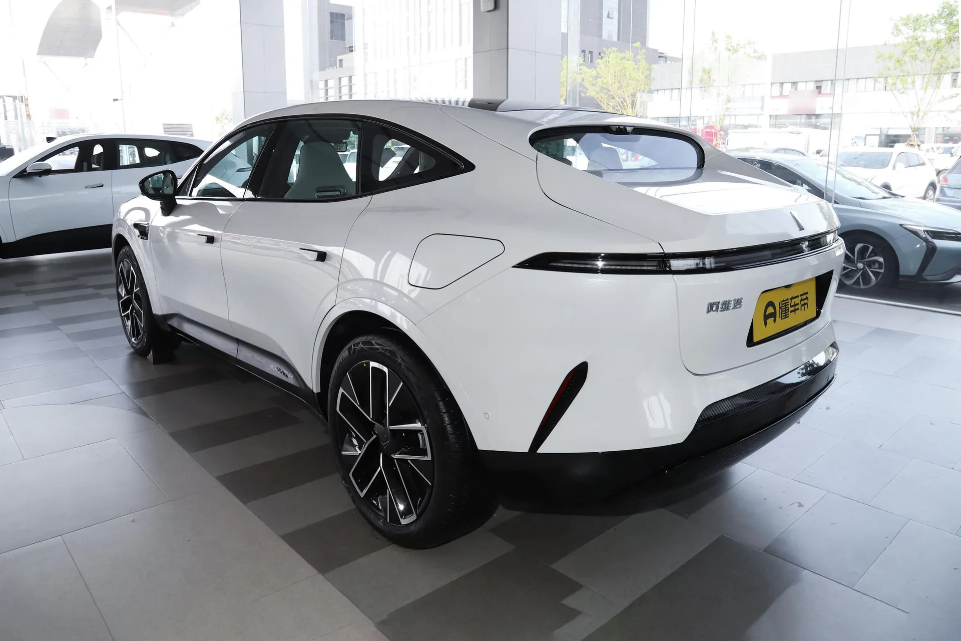  11 Facelift Max RWD