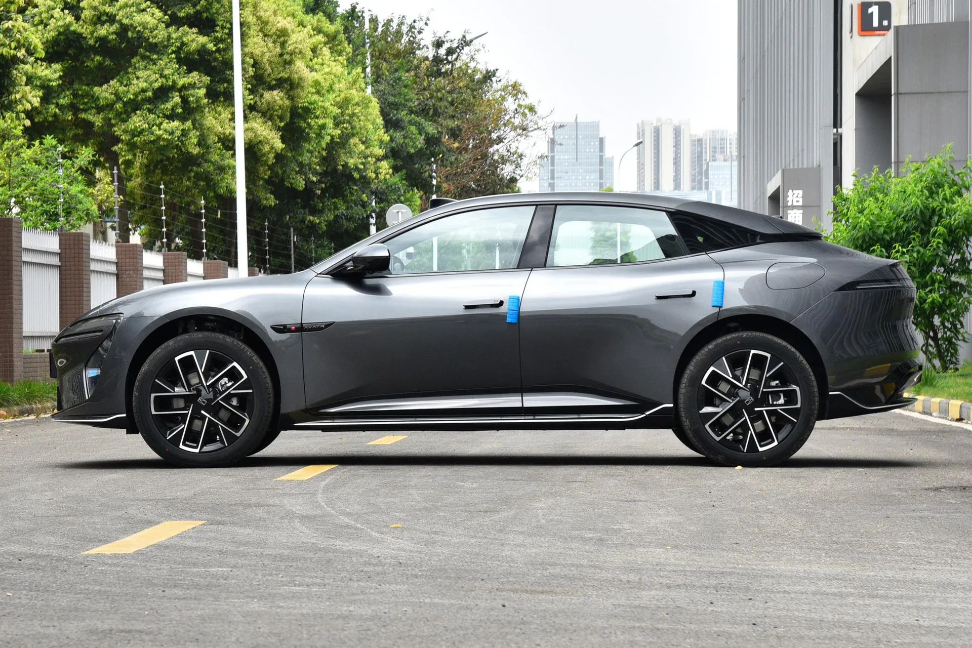  06 Max Pure EV