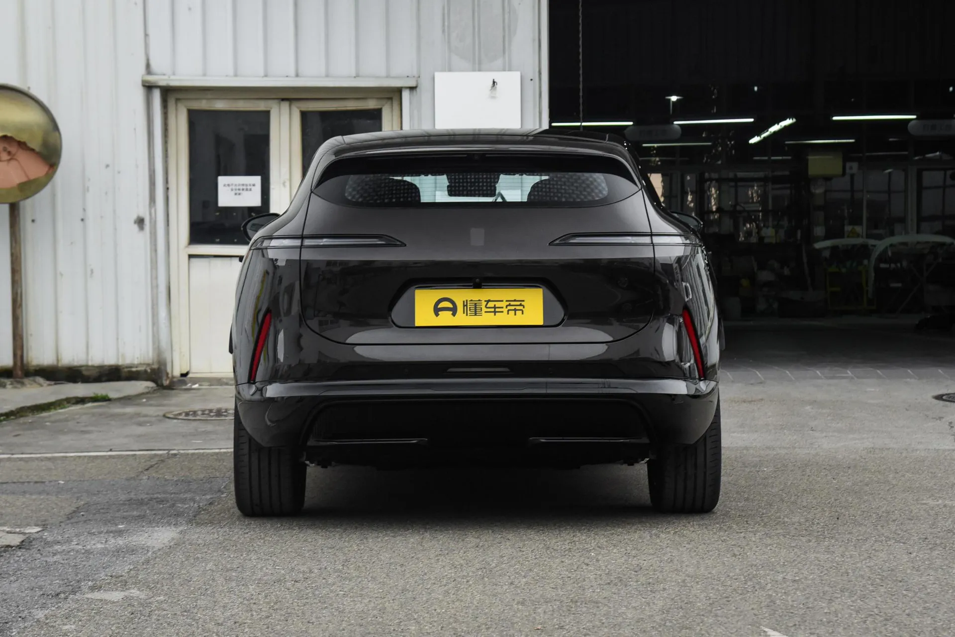  07 Max RWD Pure EV