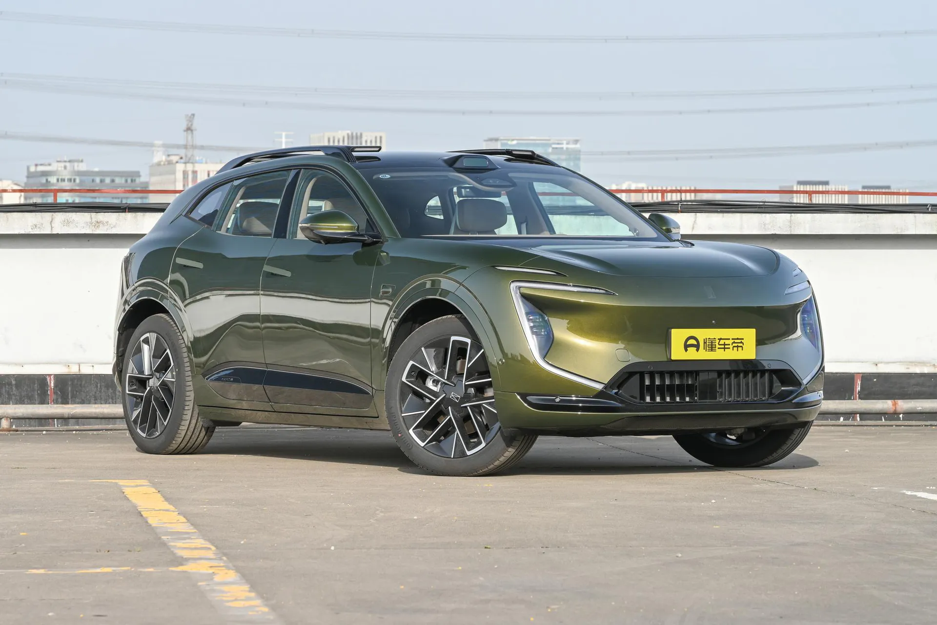  07 Max RWD Pure EV Explorer