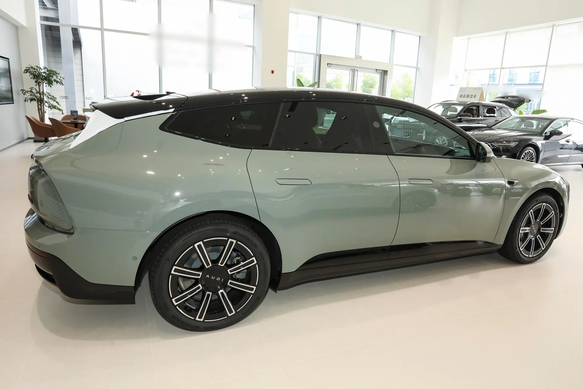  E5 Sportback Pioneer quattro