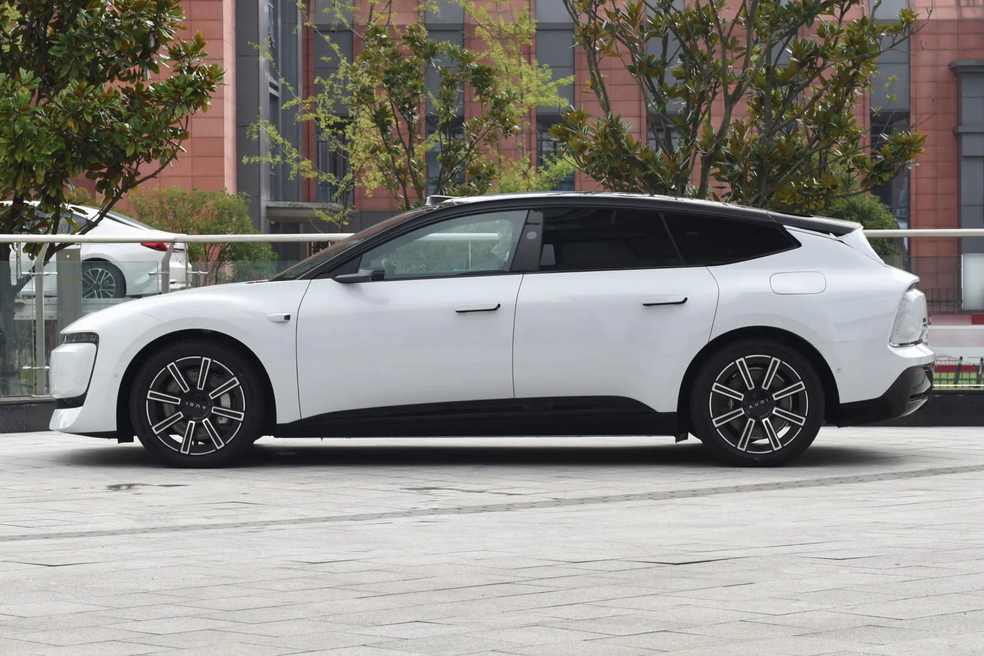  E5 Sportback Pioneer quattro