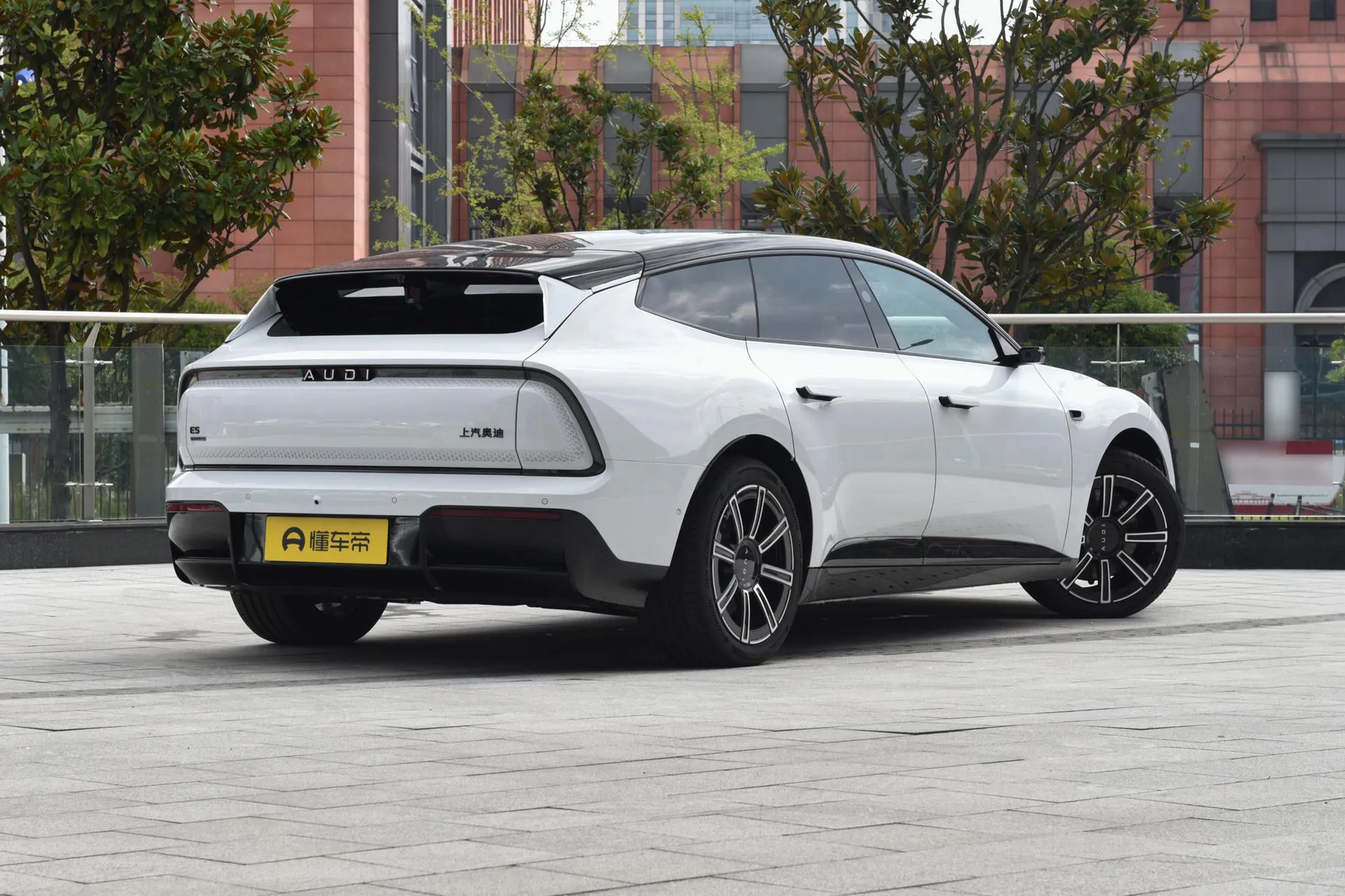  E5 Sportback Pioneer quattro