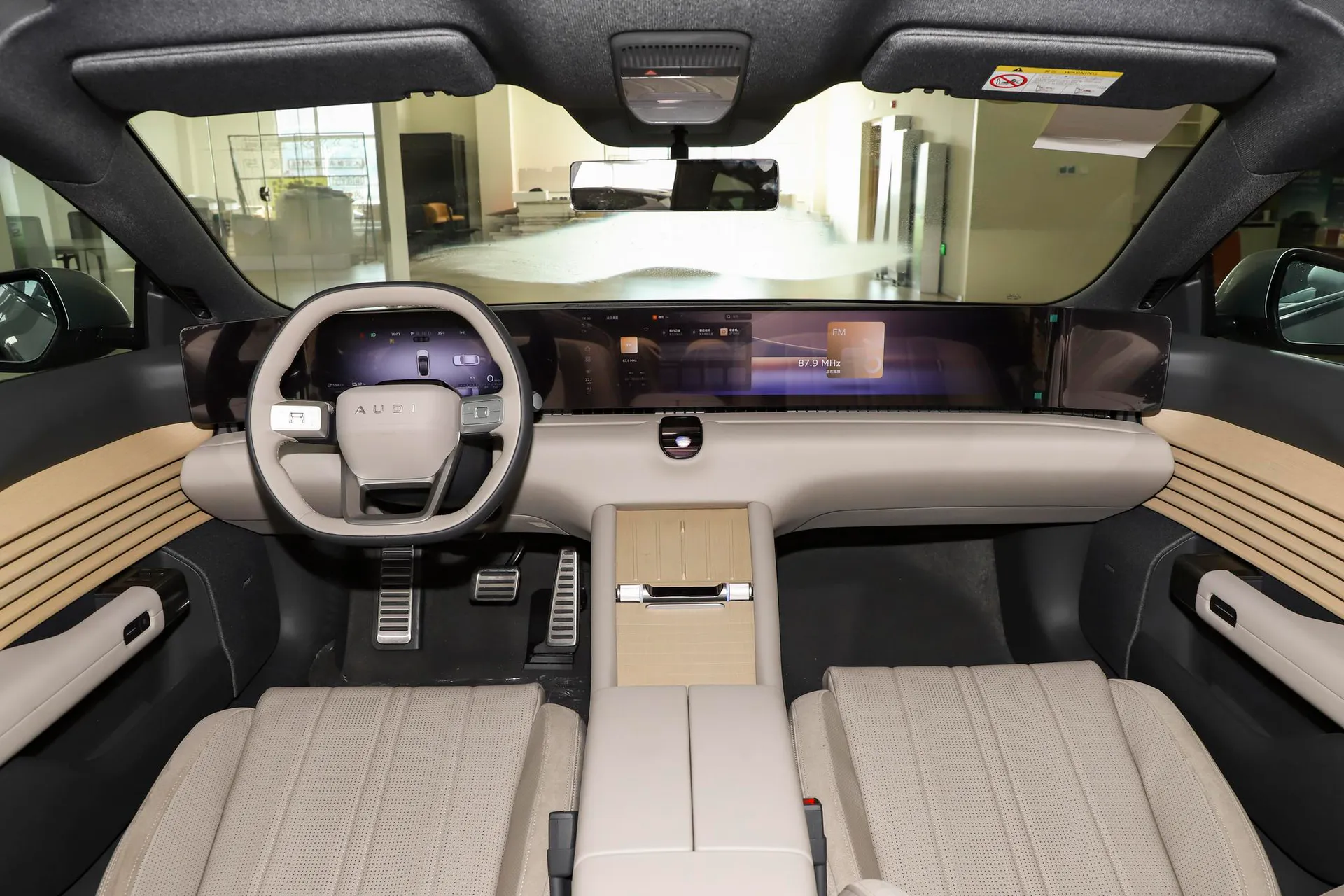 E5 Sportback Pioneer quattro
