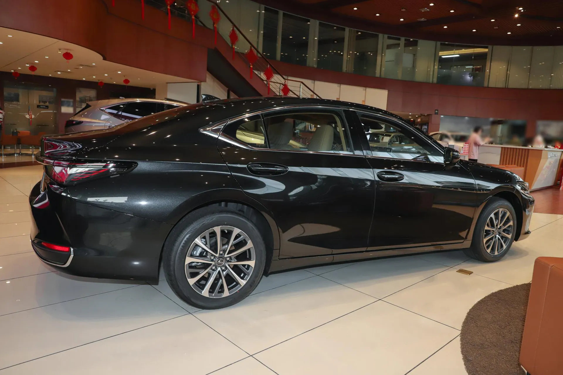  ES 200 Zhenxiang