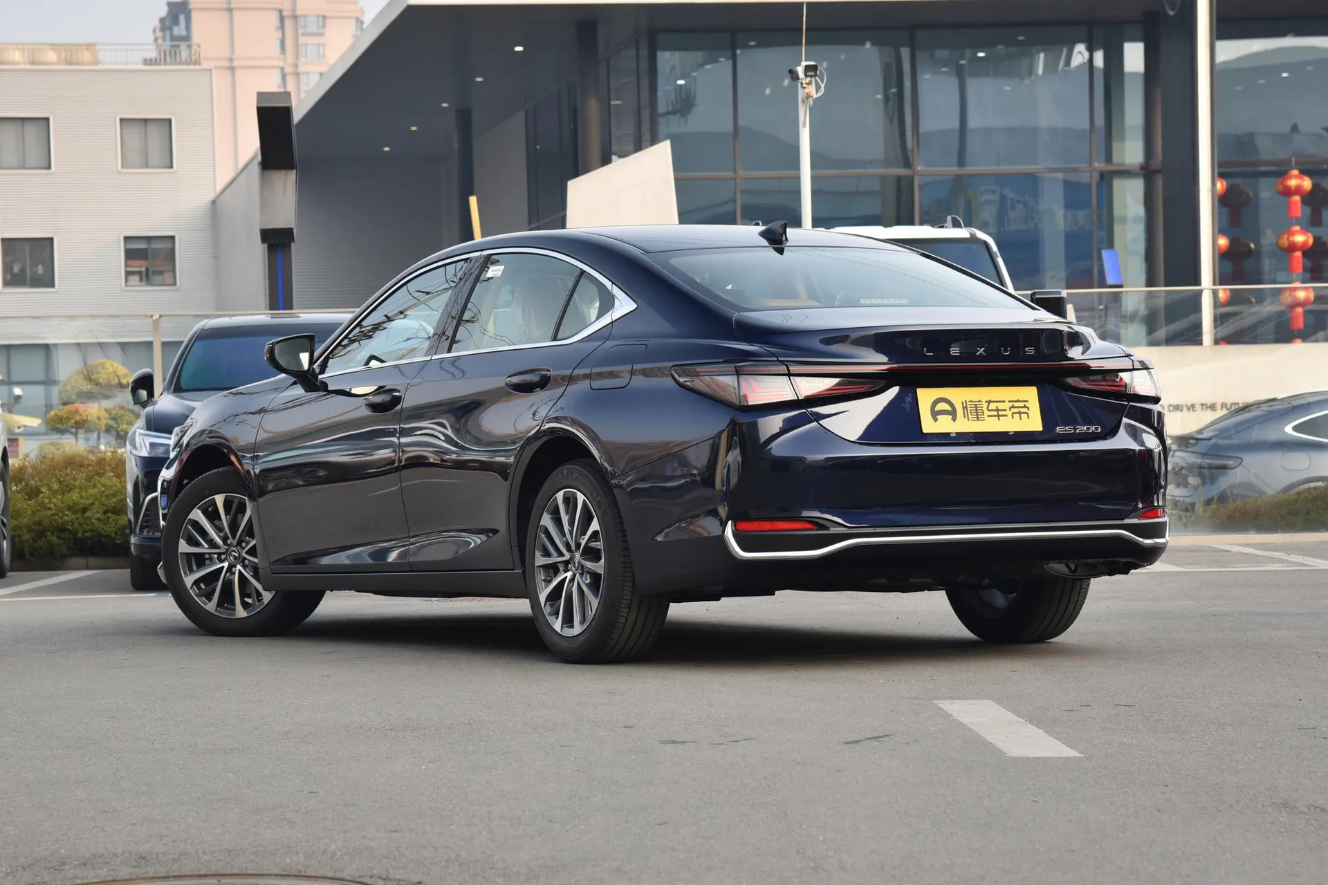  ES 200 Zhenxiang