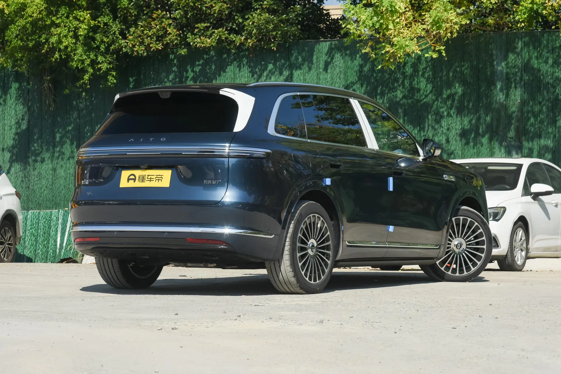  M7