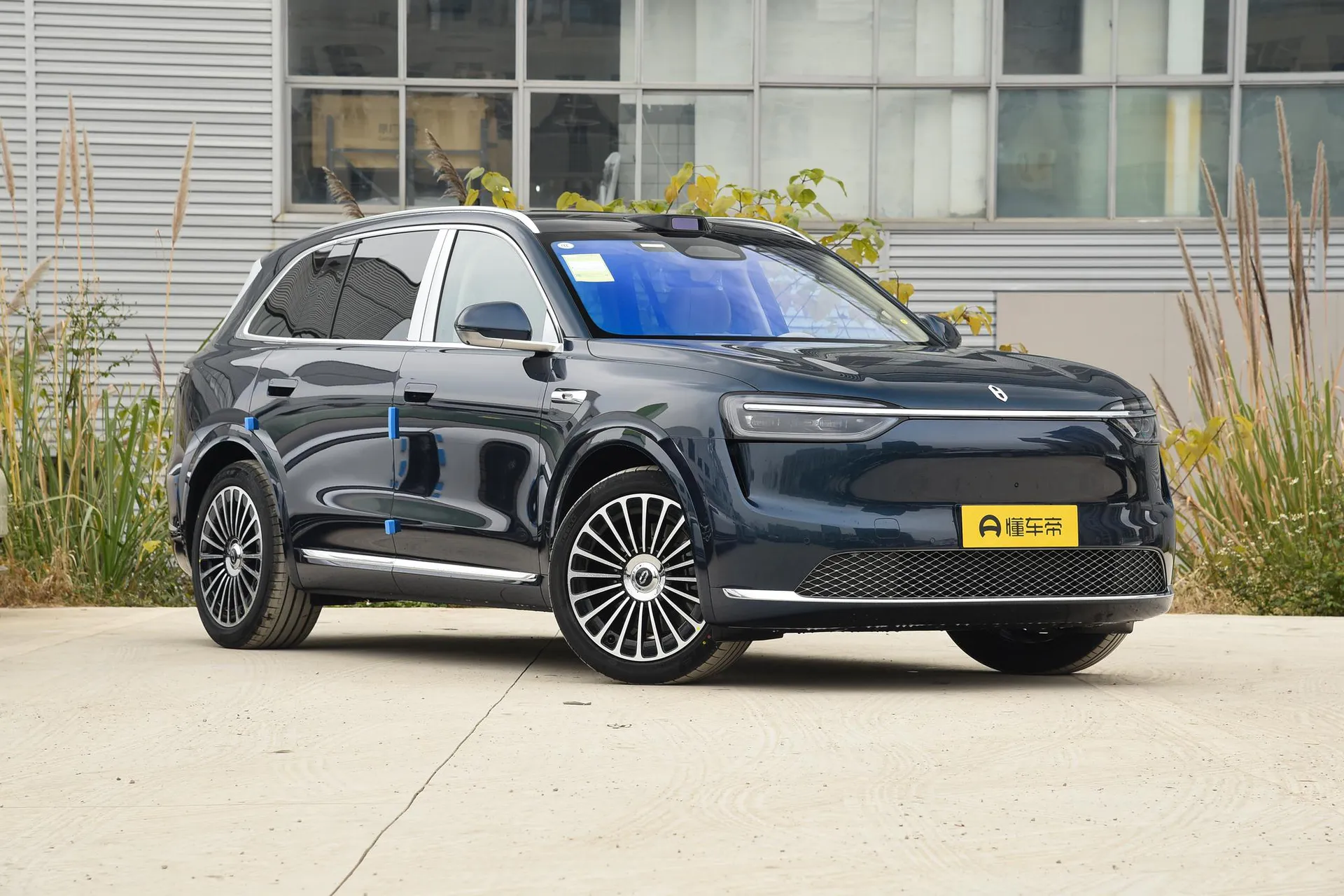  M7 Pure EV Max 5-Seater Long Range (192-Line LiDAR)