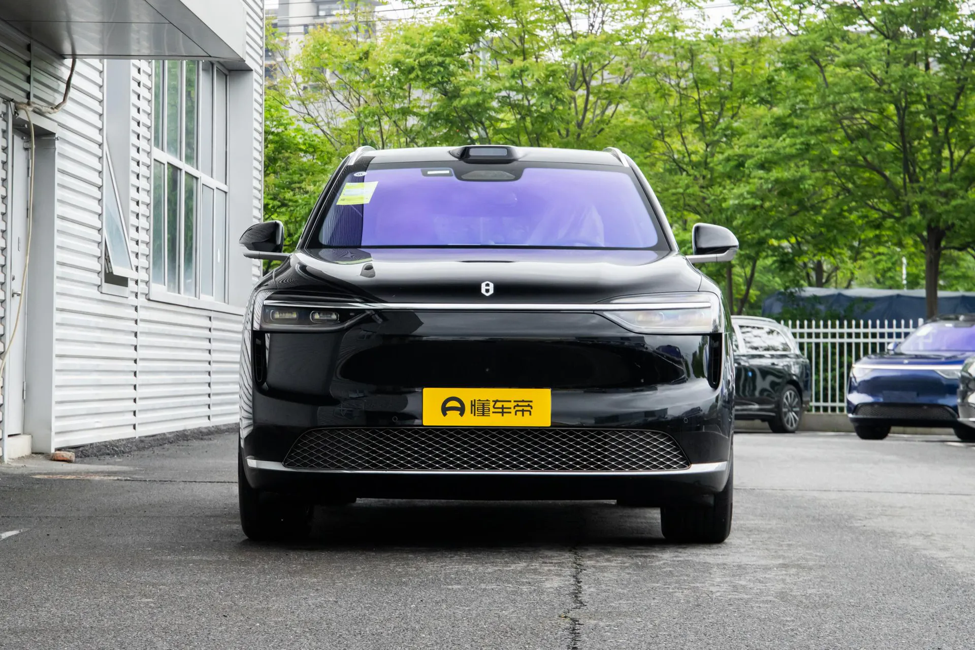  M7 Pure EV Max 5-Seater Long Range (896-Line LiDAR)