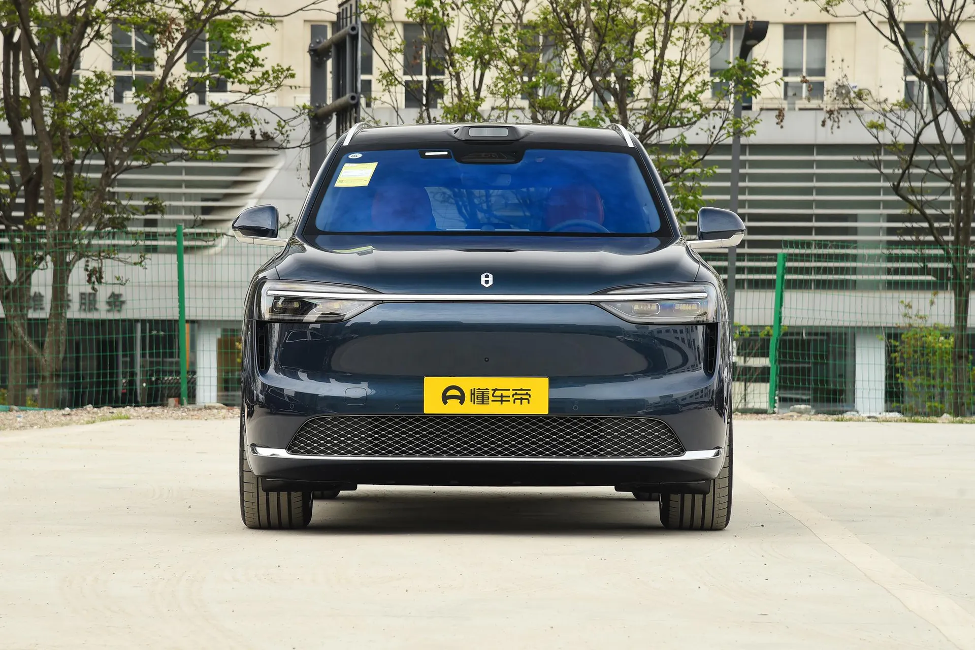  M7 Pure EV Max 5-Seater Long Range (896-Line LiDAR)