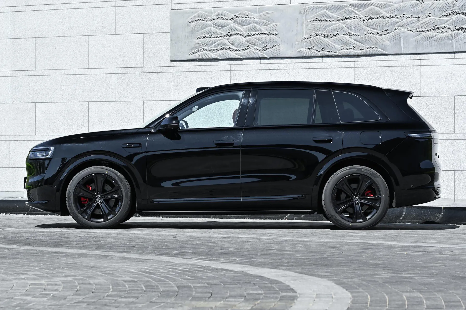  M7 Pure EV Max 5-Seater AWD (192-Line LiDAR)