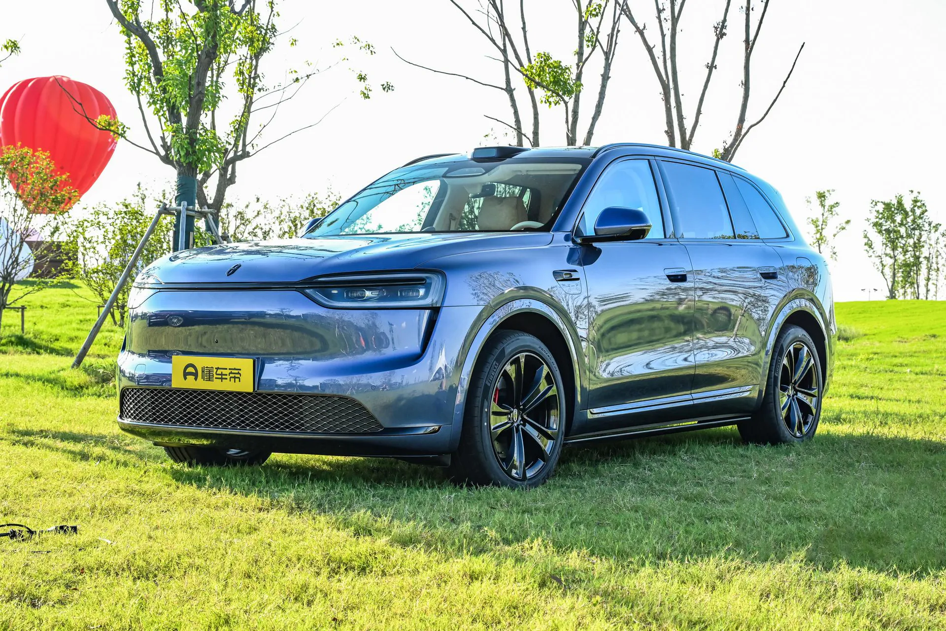  M7 Pure EV Max 5-Seater AWD (192-Line LiDAR)