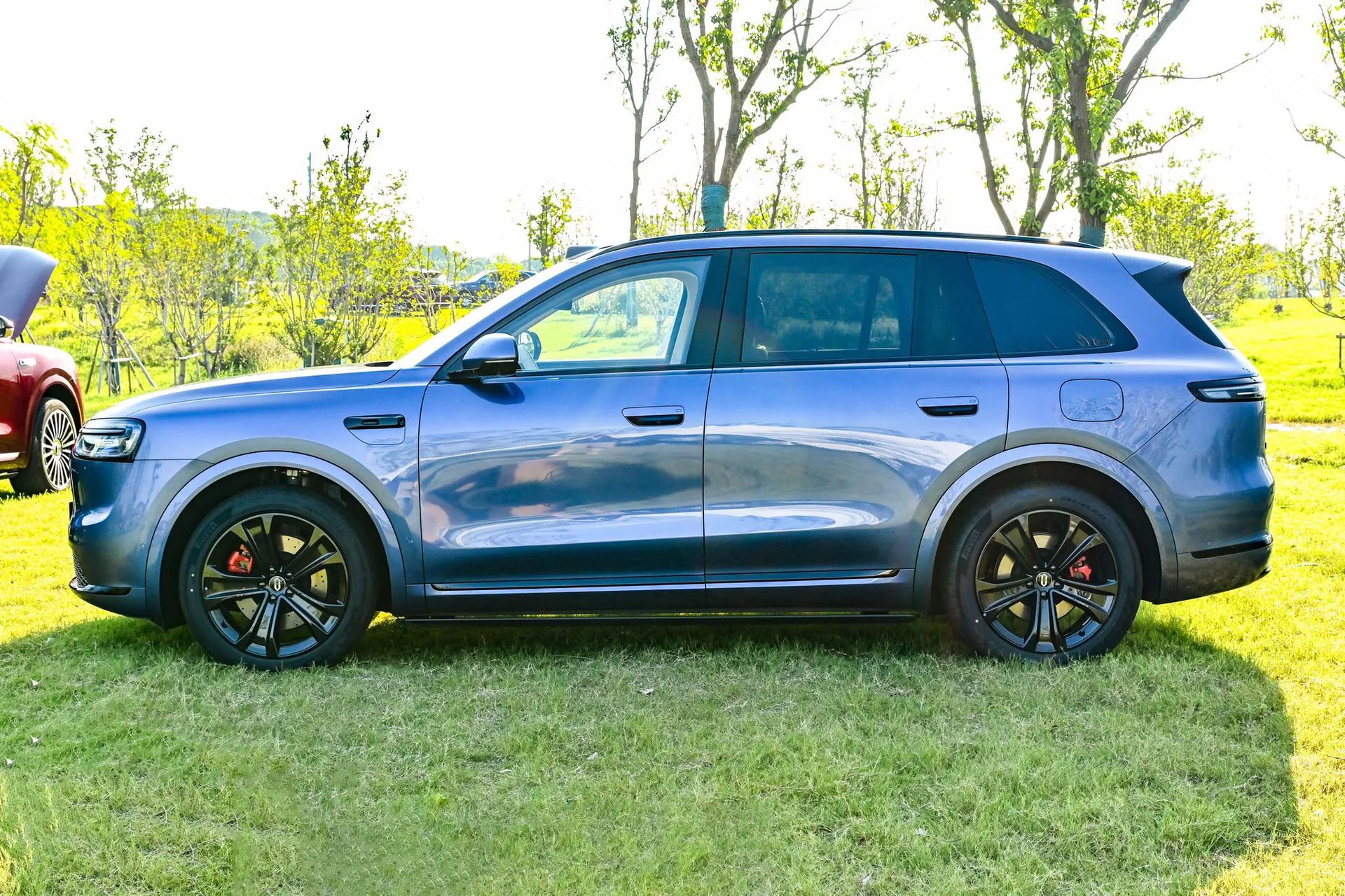 M7 Pure EV Max 5-Seater AWD (192-Line LiDAR)