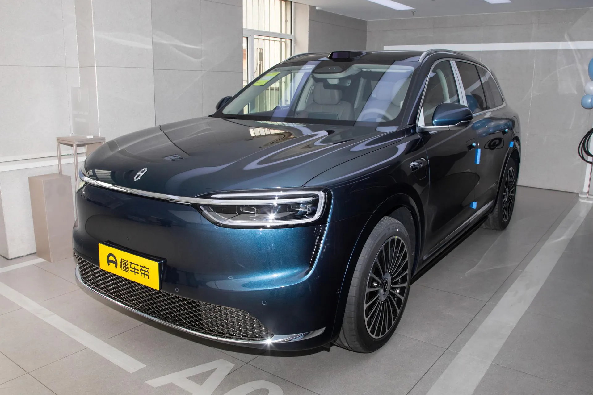 M7 Pure EV Max 5-Seater AWD (192-Line LiDAR)