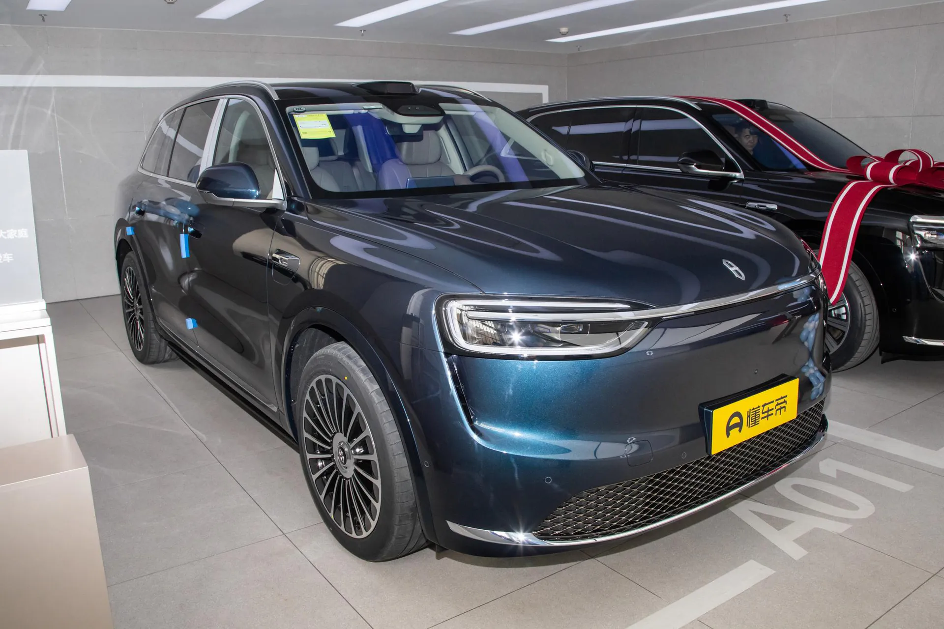  M7 Pure EV Max 5-Seater AWD (192-Line LiDAR)