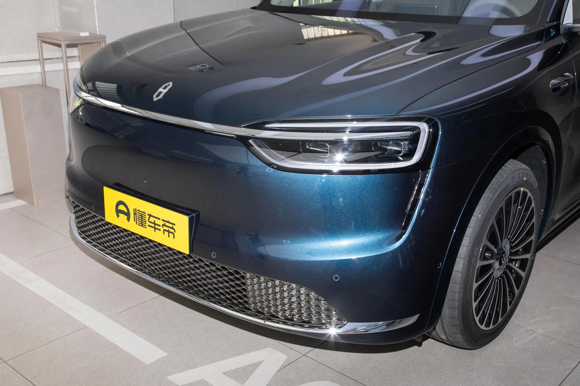  M7 Pure EV Max 5-Seater AWD (192-Line LiDAR)